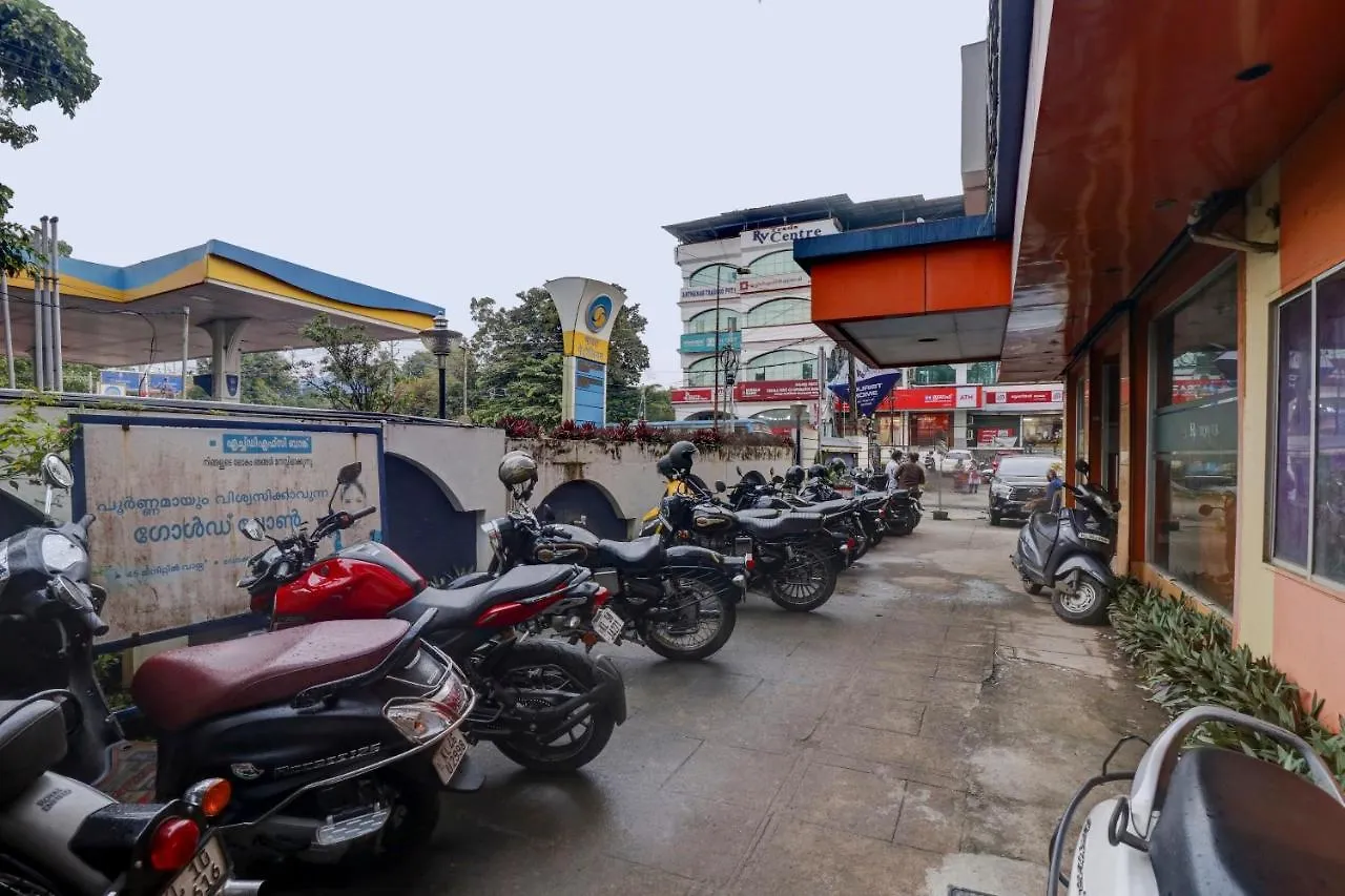 Capital O 83989 Majestic R V Towers Hotel Guruvayur